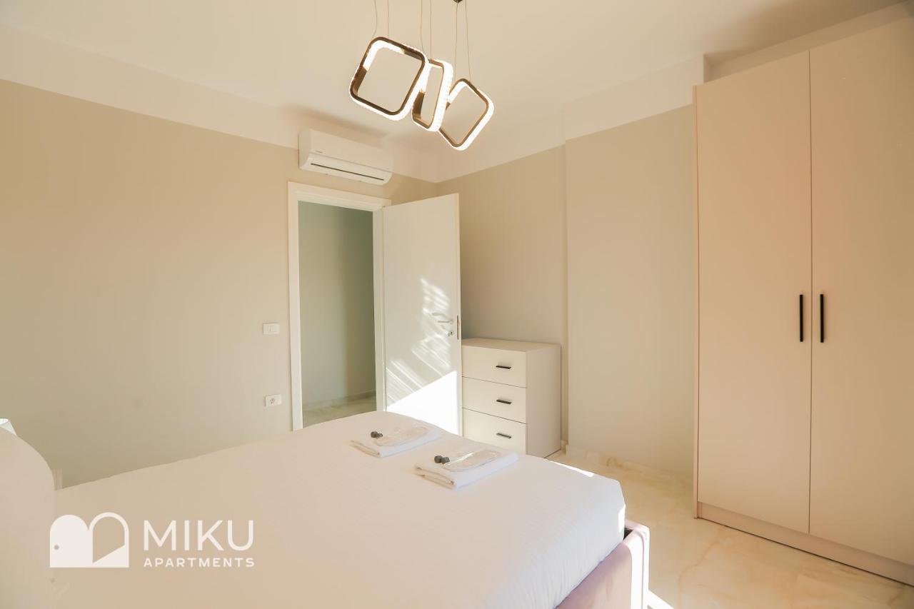 Miku Apartment - Bright 1 Bedroom Apartment At Olympic Residence Tirana Exterior foto