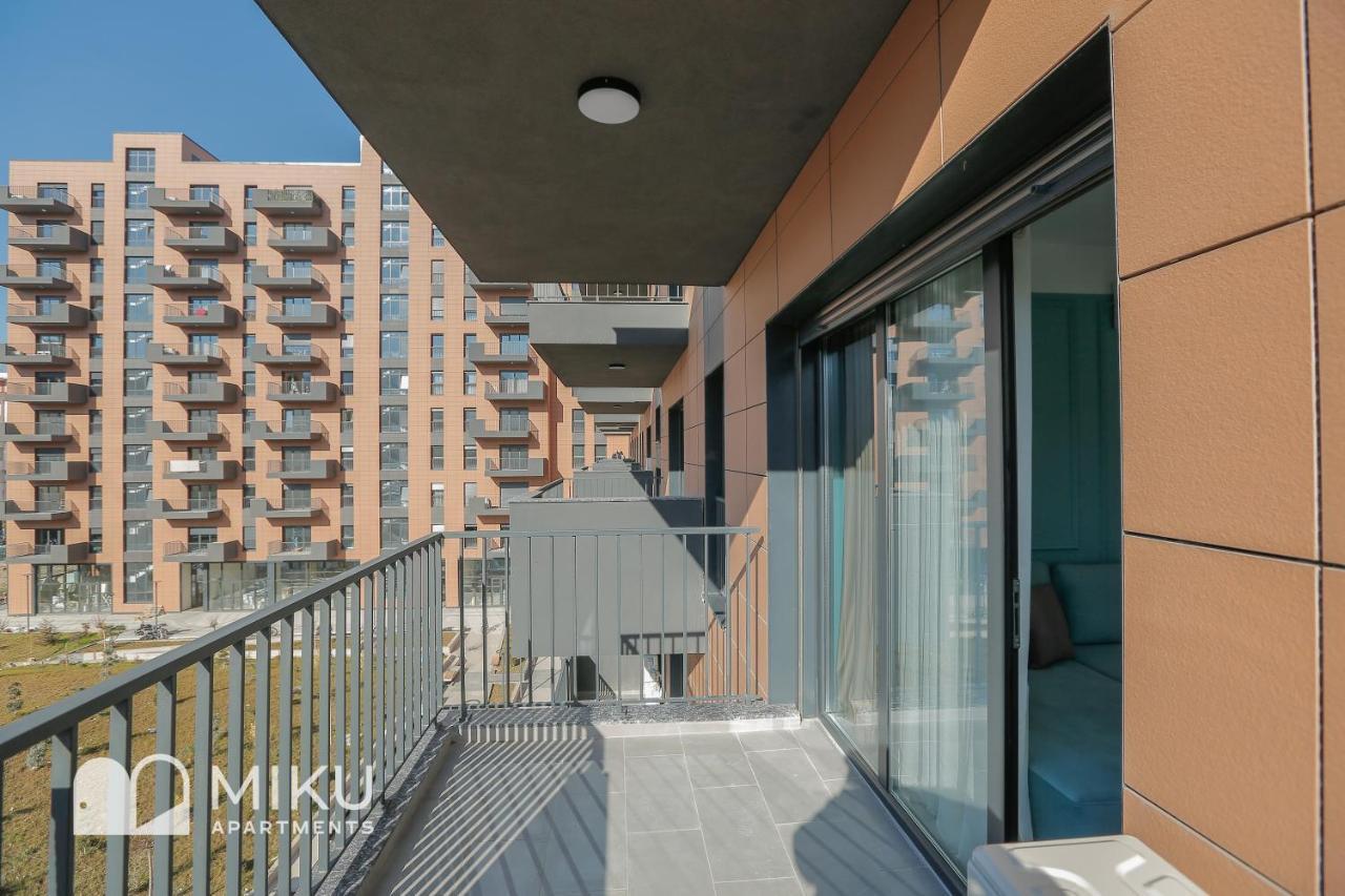 Miku Apartment - Bright 1 Bedroom Apartment At Olympic Residence Tirana Exterior foto